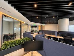 Gateway East (D7), Office #622071131